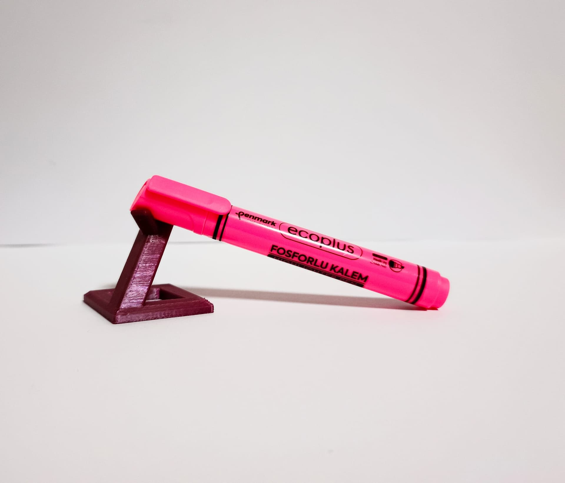 fosforlu-kalem-pembe-1368892
